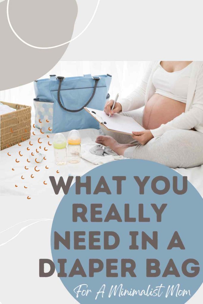 What You Really Need in a Diaper Bag #minimalist #mom #diaperbag #baby #newmom #essentials